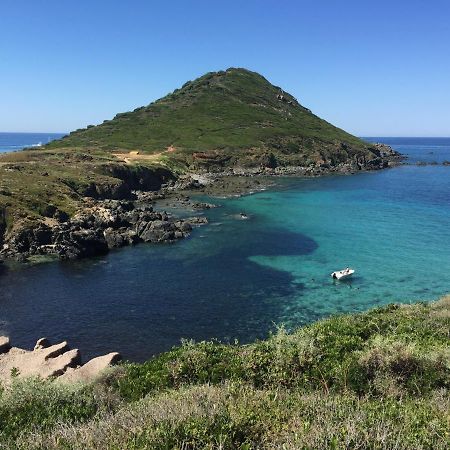 Ajaccio Magnifique T2 37M2 Centre Ville Vue Mer Au Bord De La Plage Neuf 4 Couchages Balcon Parking Prive Ferme Clim Wifi ภายนอก รูปภาพ