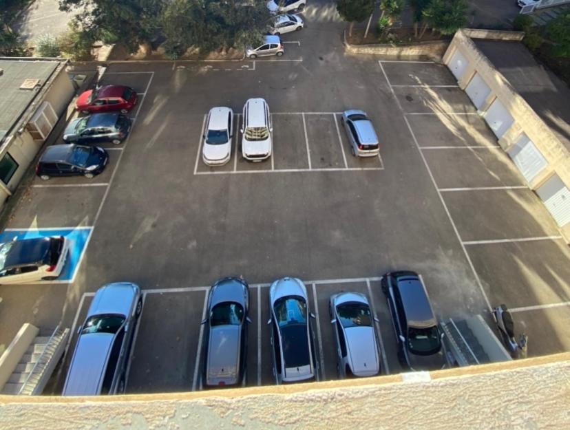 Ajaccio Magnifique T2 37M2 Centre Ville Vue Mer Au Bord De La Plage Neuf 4 Couchages Balcon Parking Prive Ferme Clim Wifi ภายนอก รูปภาพ