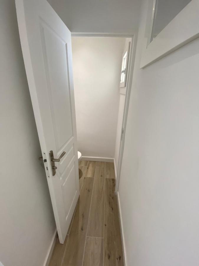 Ajaccio Magnifique T2 37M2 Centre Ville Vue Mer Au Bord De La Plage Neuf 4 Couchages Balcon Parking Prive Ferme Clim Wifi ภายนอก รูปภาพ